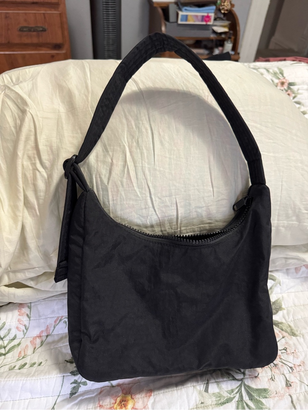 Baggu Mini Shoulder Bag - Picture 4 of 4